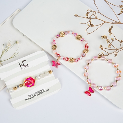 Dos braceletes feitos a mão dos grânulos de Druzy da resina borboleta cor-de-rosa da estrela para a menina