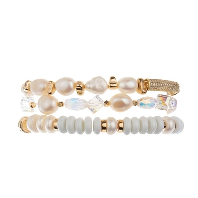 O espaço do ouro da pérola da água fresca perlou o bracelete elástico empilhado para a senhora