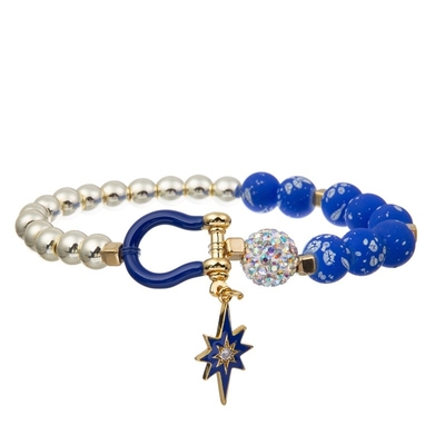 A semente do céu azul perlou o empilhamento de nylon elástico unisex da linha dos braceletes feitos a mão