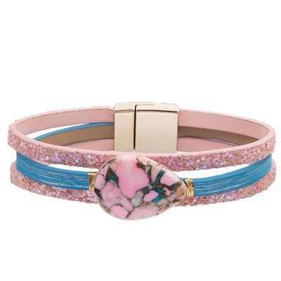 O bracelete de couro da curvatura magnética boêmia do estilo ajustado com zircão deixa cair a turquesa dada forma