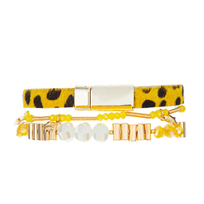 O cristal da joia do KC perla a pilha de couro do bracelete ajustou a coleção amarela do leopardo