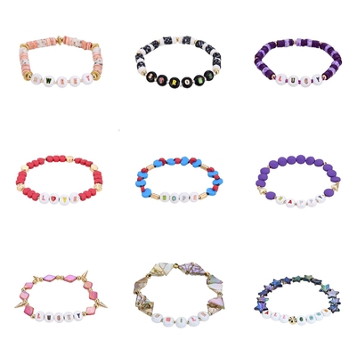 Polímero Clay Custom Letter Bead Bracelets 100 feito a mão com furos de 2mm