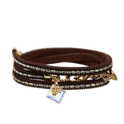 Boêmia 3 camadas envolve os braceletes de couro com corrente e encantos