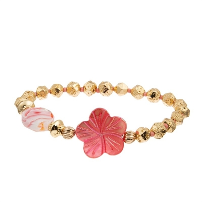 Havaí denomina o bracelete feito a mão dos grânulos de Boho do tema de Ocan para o feriado da praia