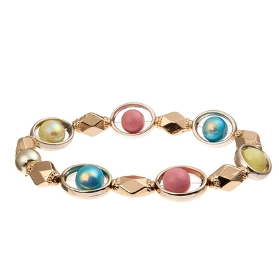 Bracelete feito a mão dos grânulos do encanto do coração do arco-íris colorido para o partido das mulheres