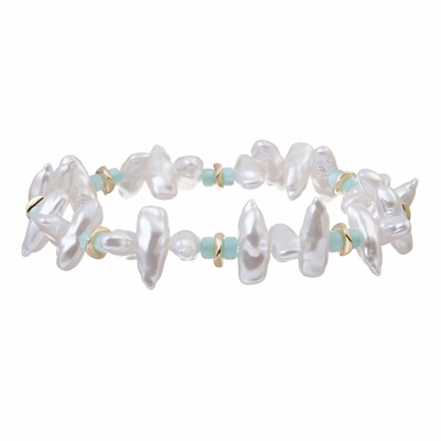 Una dão forma ao presente branco do bracelete da pérola da indicação do bracelete do estiramento da pérola da cor
