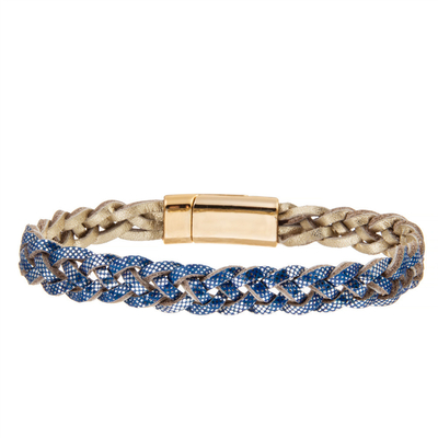 O bracelete trançado de couro genuíno das mulheres feito a mão com fecho magnético